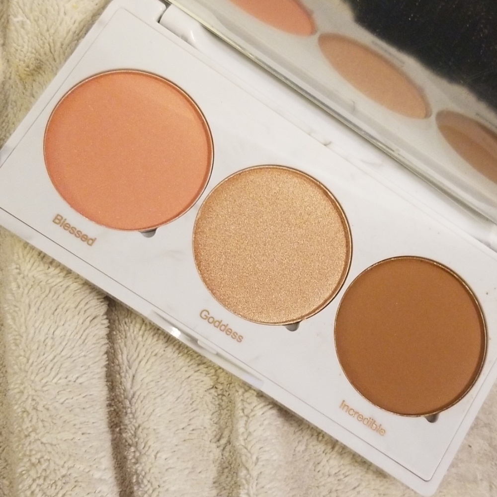 Realher 3 color cheek trio